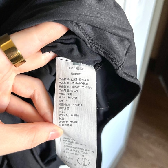 Abercrombie Womens Soft Matte Long-Sleeve Ruched Thong Bodysuit Black Size XL - Picture 6 of 7